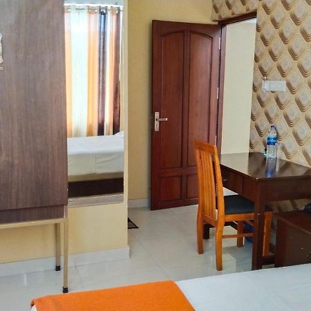 Hotel Falcon Thiruvananthapuram Dış mekan fotoğraf