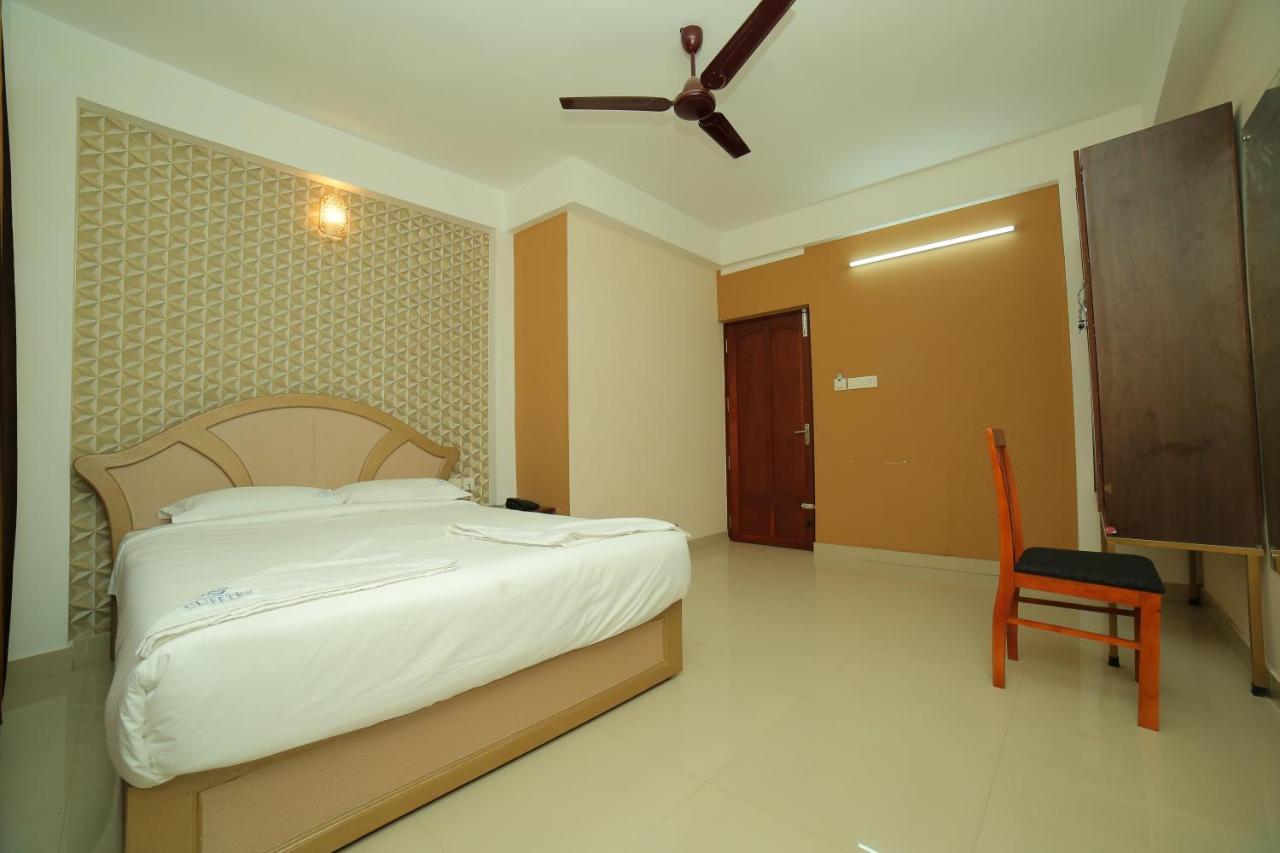 Hotel Falcon Thiruvananthapuram Dış mekan fotoğraf