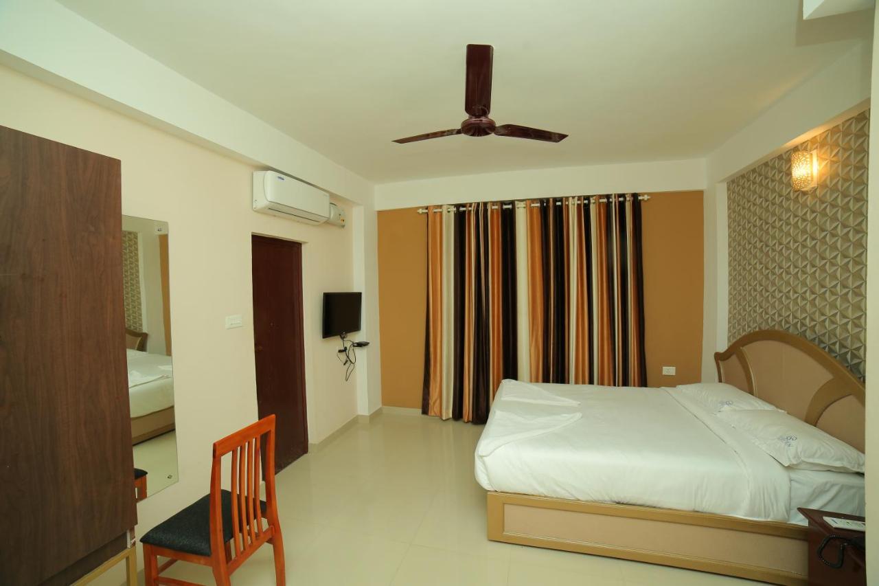 Hotel Falcon Thiruvananthapuram Dış mekan fotoğraf