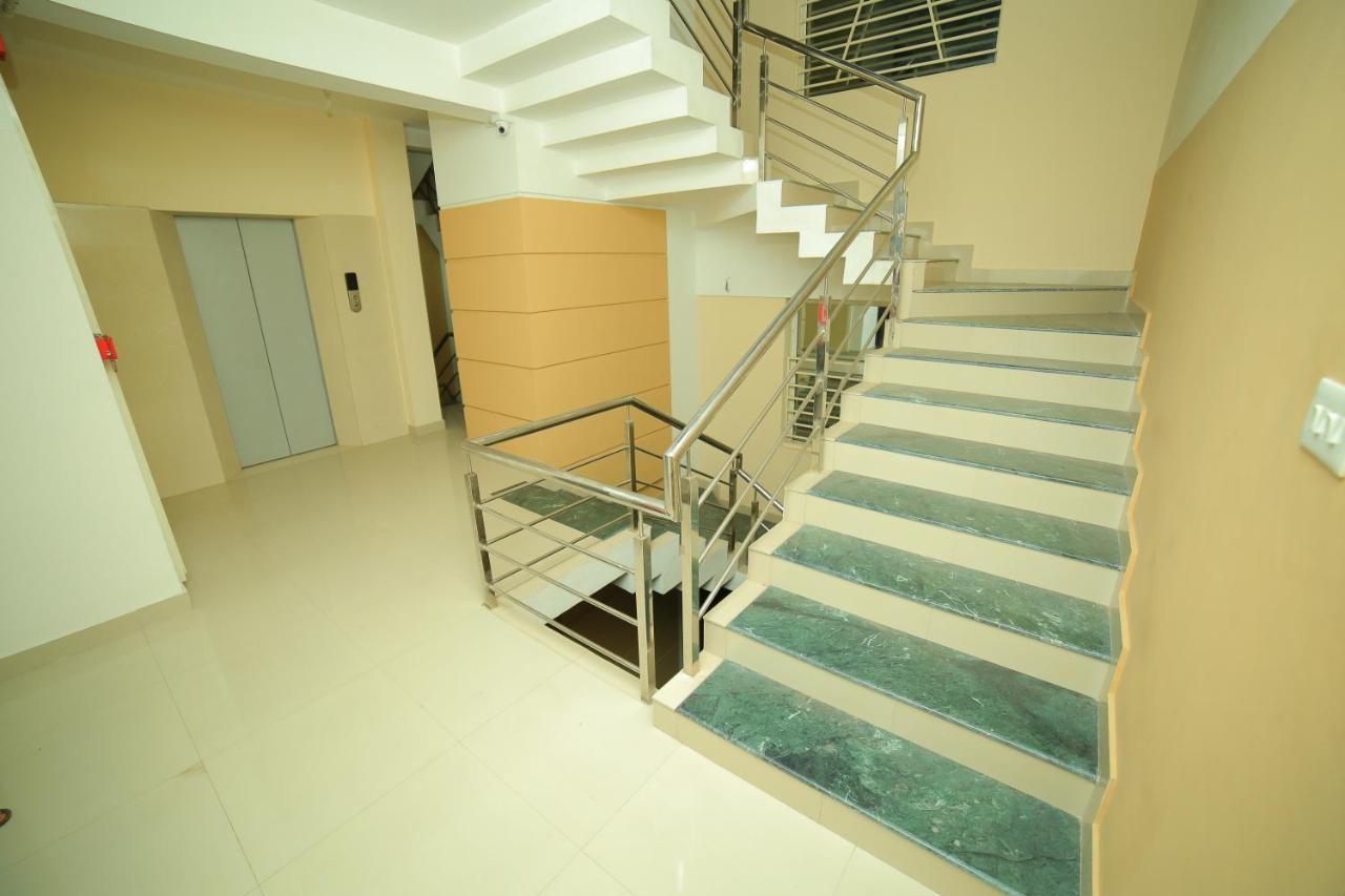 Hotel Falcon Thiruvananthapuram Dış mekan fotoğraf
