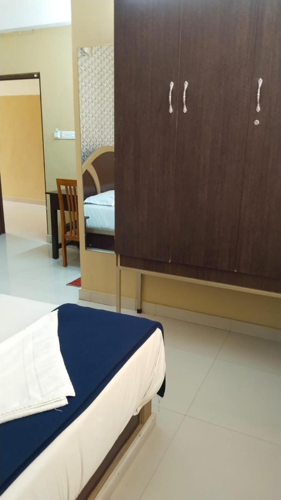 Hotel Falcon Thiruvananthapuram Dış mekan fotoğraf