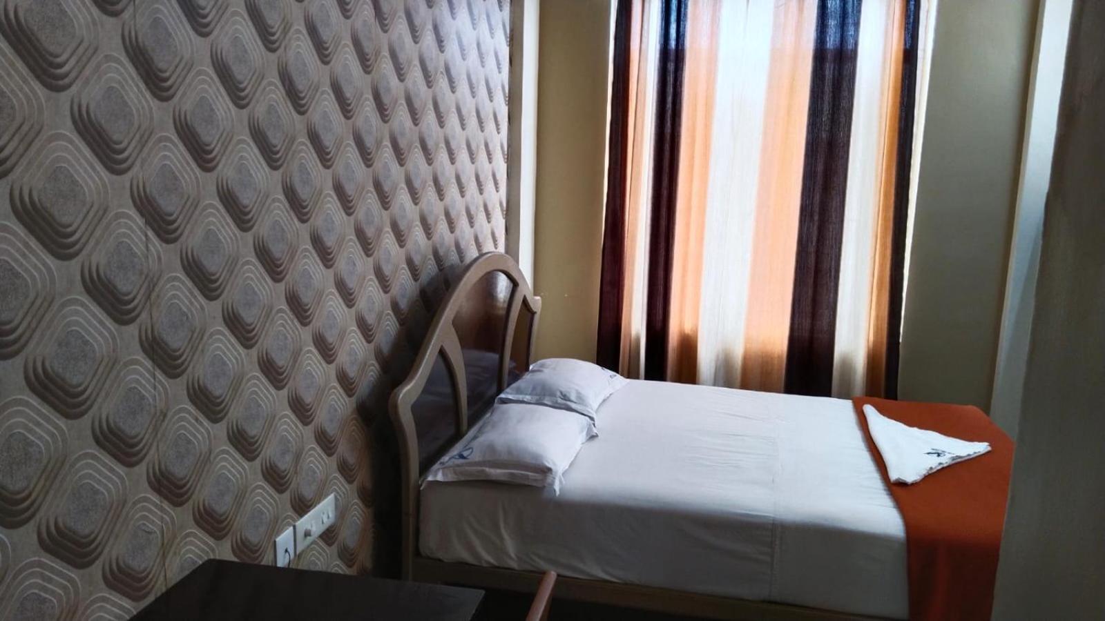Hotel Falcon Thiruvananthapuram Dış mekan fotoğraf